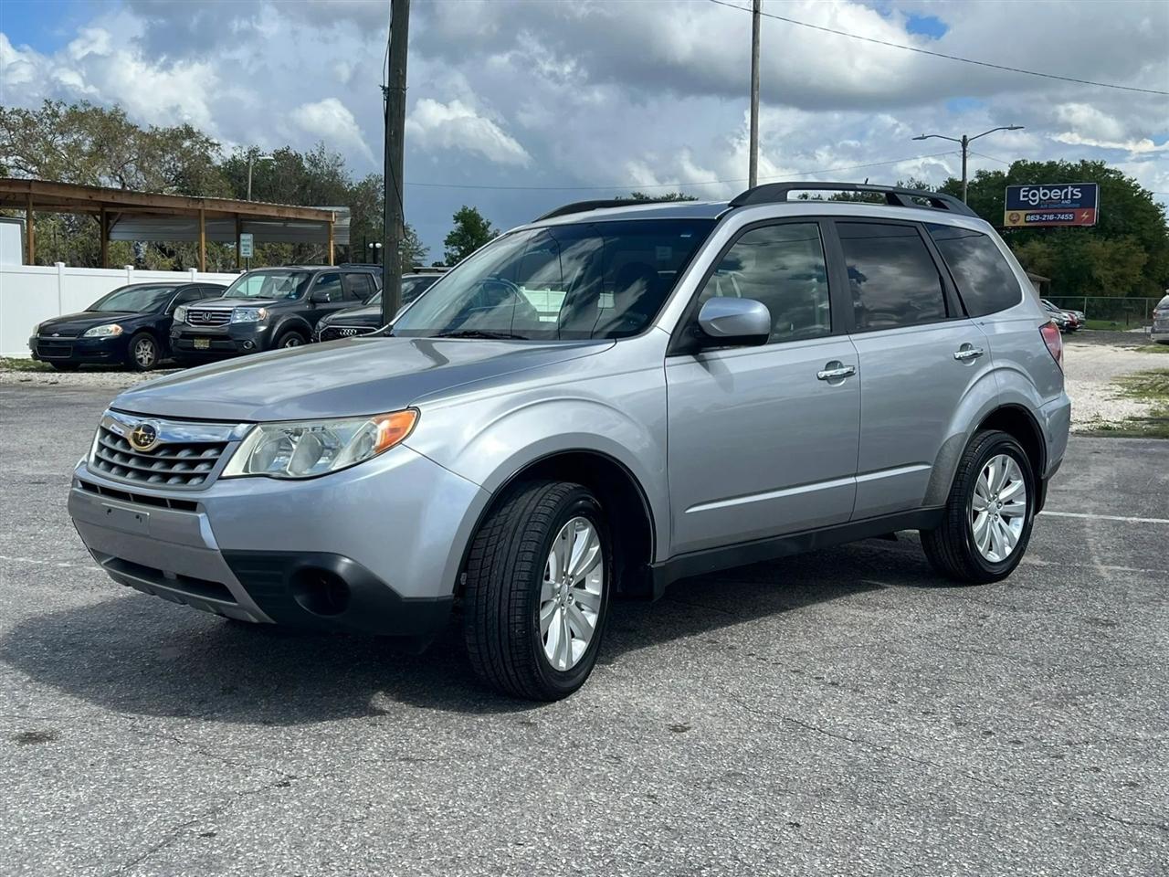 Subaru Forester 2.5X Premium 2012