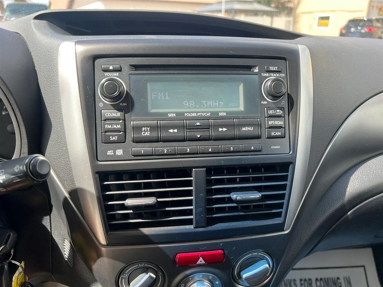 Subaru Forester 2.5X Premium 2012