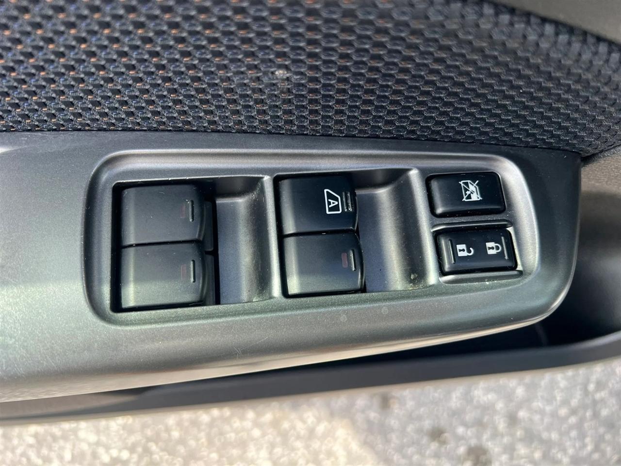 Subaru Forester 2.5X Premium 2012