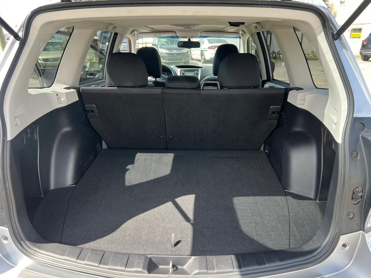 Subaru Forester 2.5X Premium 2012