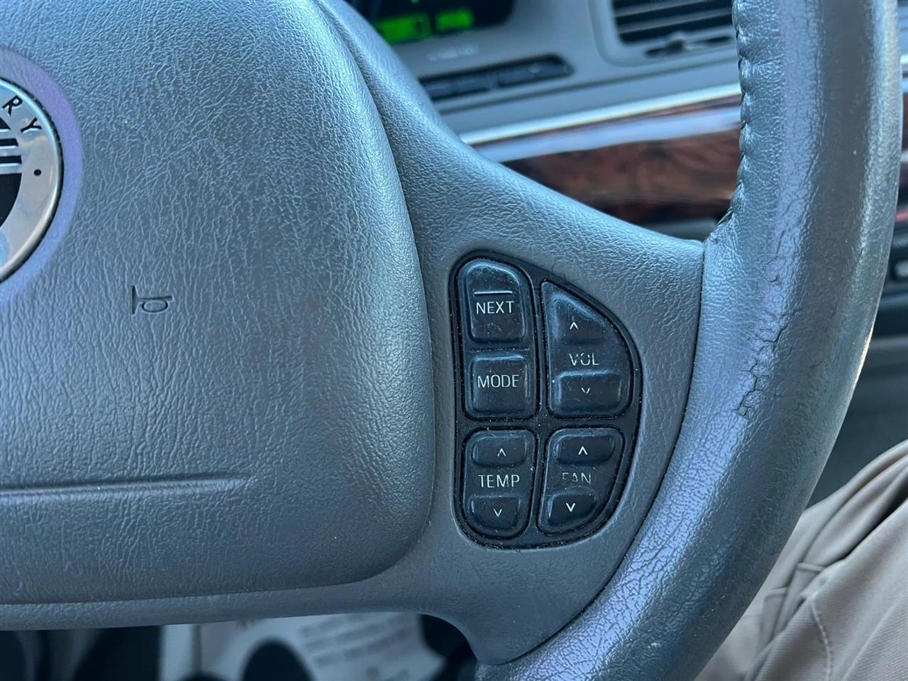 Mercury Grand Marquis LS Premium 2004