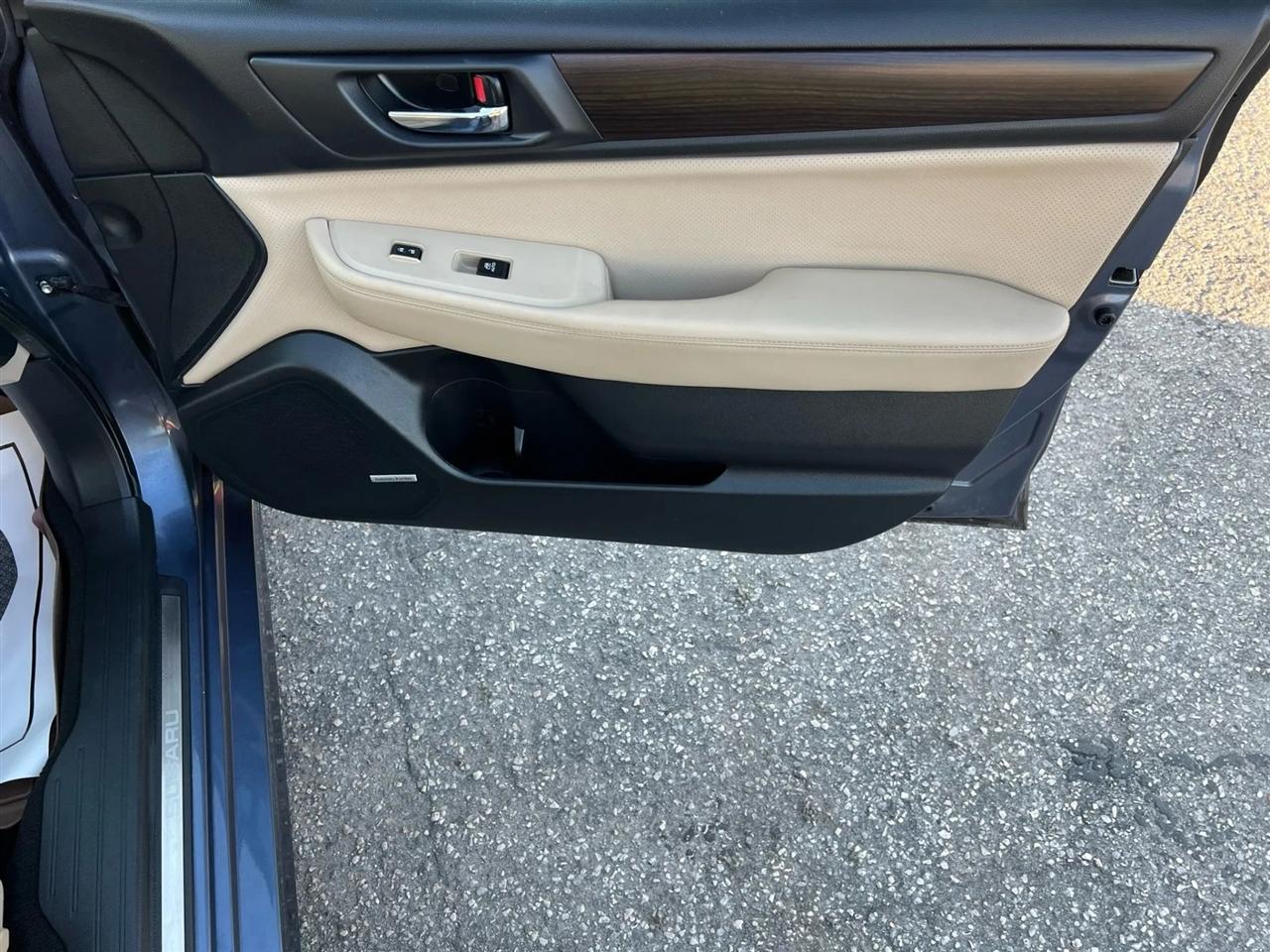 Subaru Legacy 3.6R Limited 2016