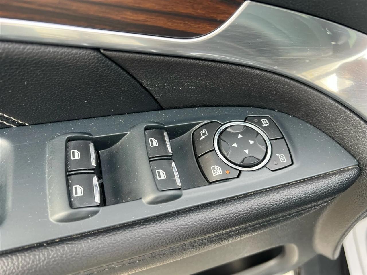 Ford Explorer Limited FWD 2016