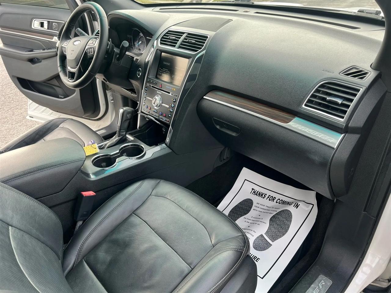 Ford Explorer Limited FWD 2016