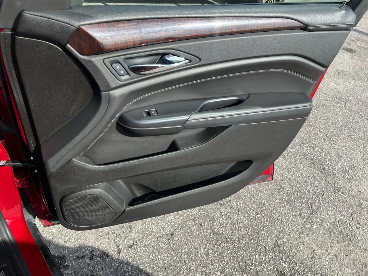 Cadillac SRX Luxury Collection 2013