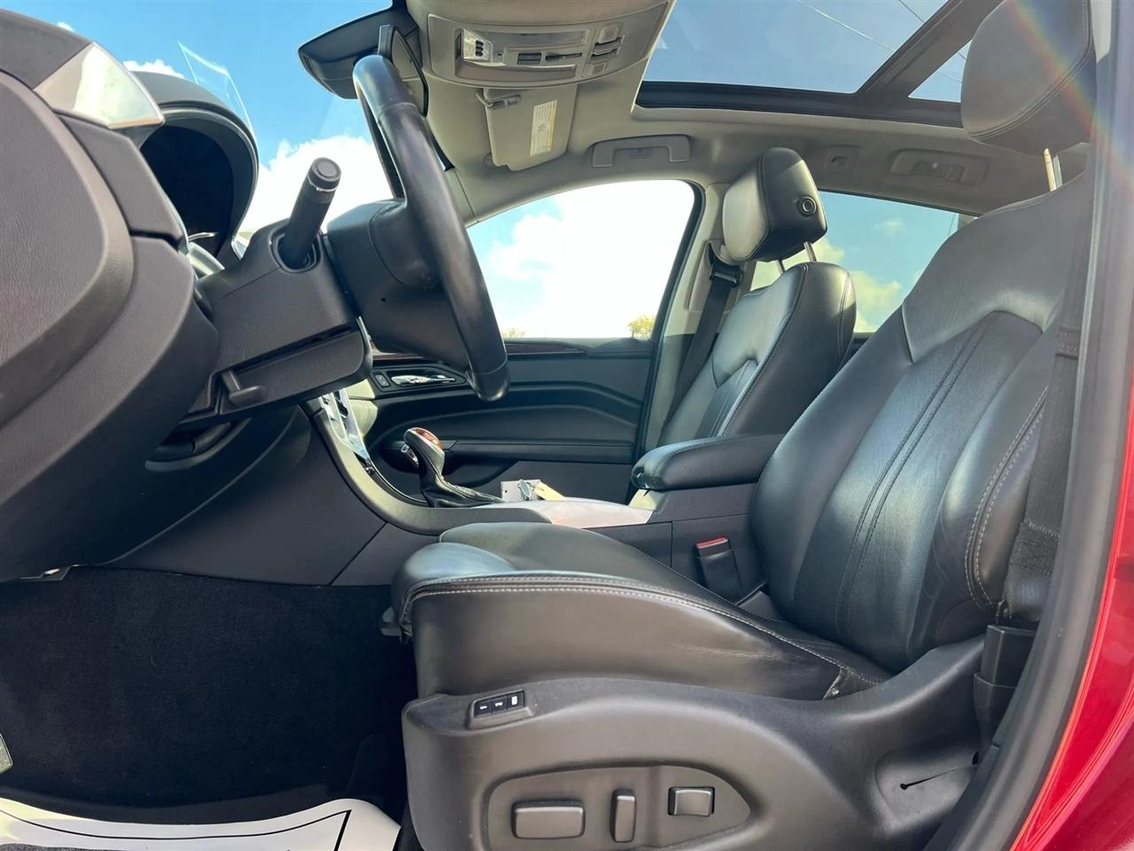 Cadillac SRX Luxury Collection 2013