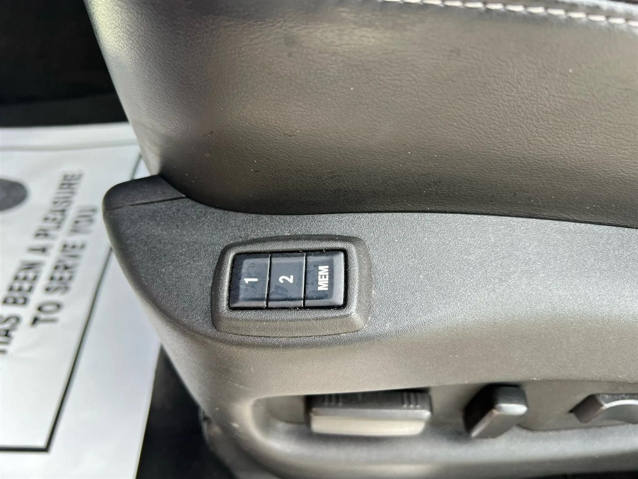 Cadillac SRX Luxury Collection 2013