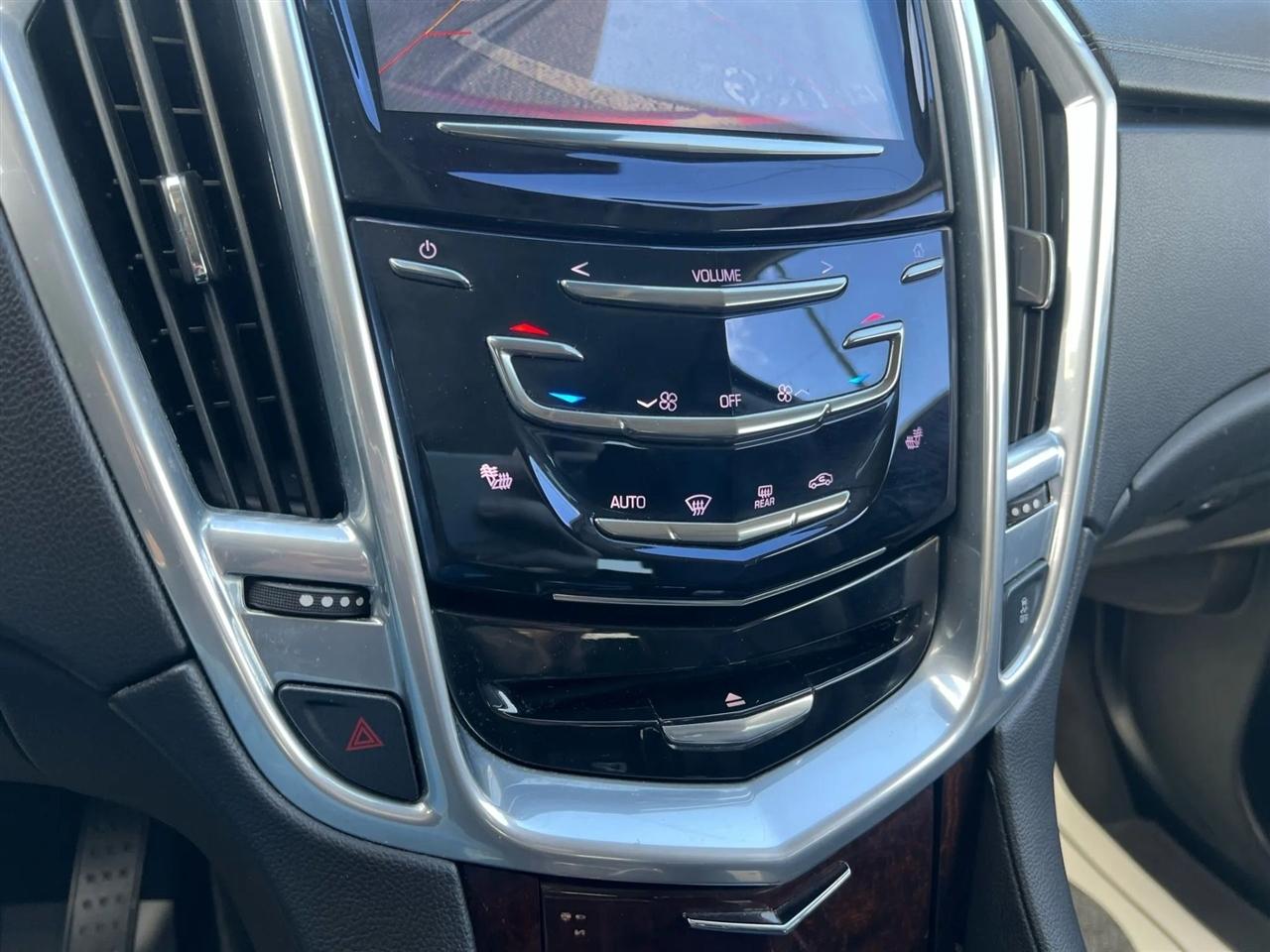 Cadillac SRX Luxury Collection 2013