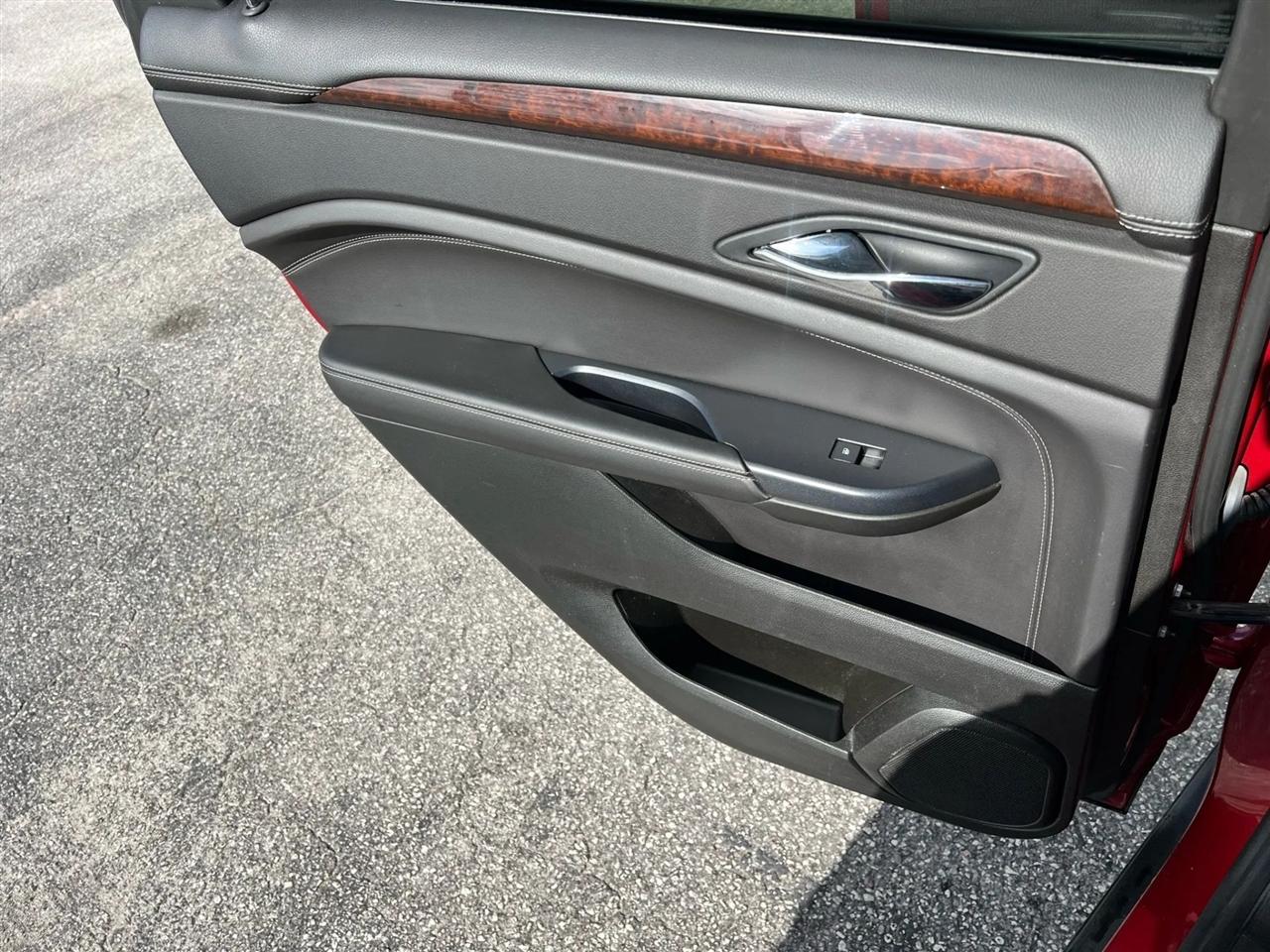 Cadillac SRX Luxury Collection 2013