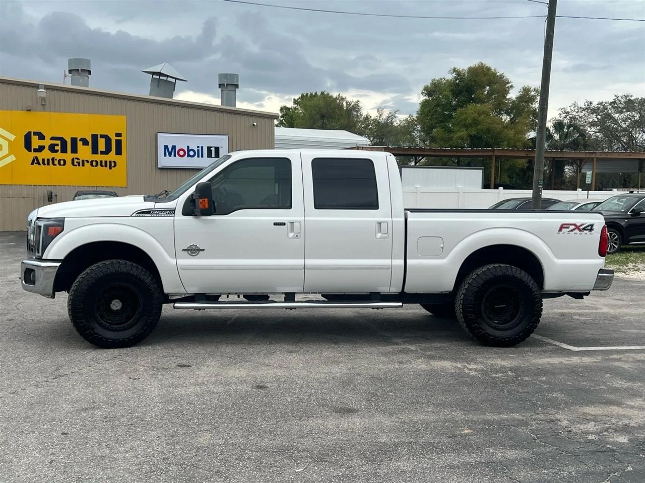 Ford F-250 SD Lariat Crew Cab 4WD 2013