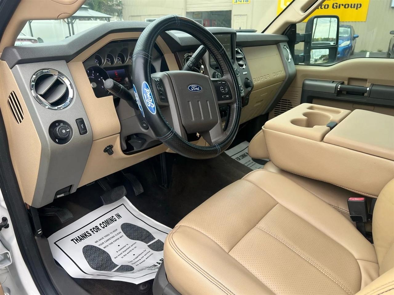 Ford F-250 SD Lariat Crew Cab 4WD 2013