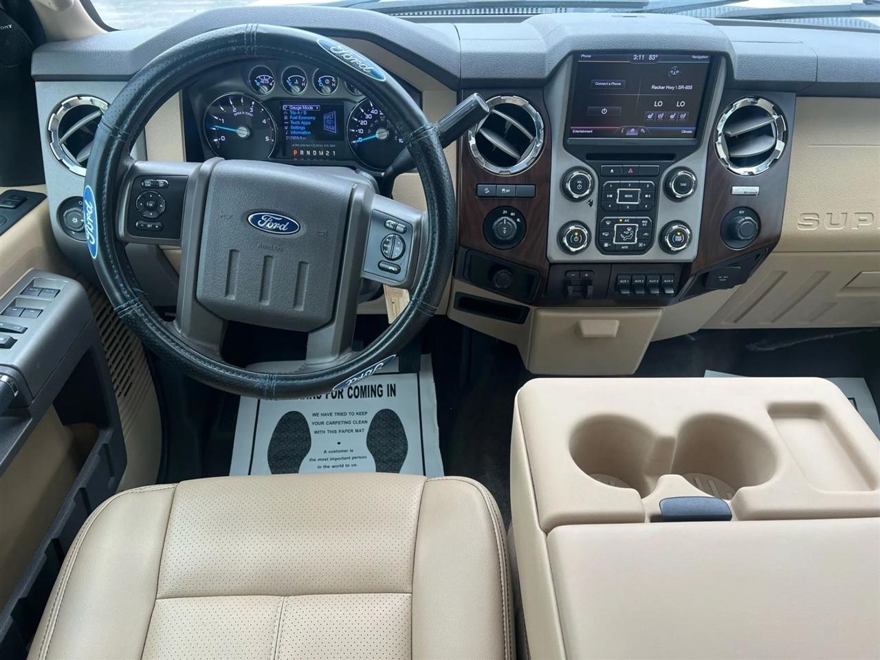 Ford F-250 SD Lariat Crew Cab 4WD 2013