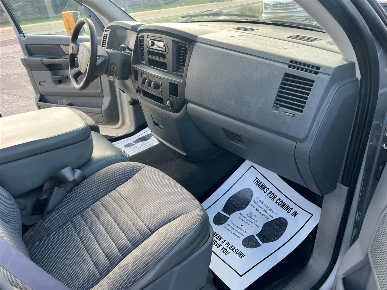 Dodge Ram 1500 ST Quad Cab 2WD 2007