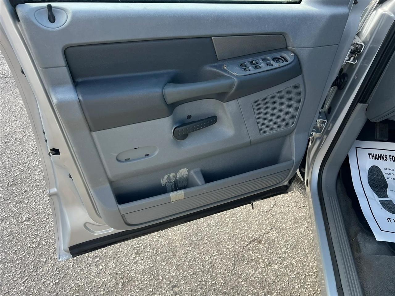 Dodge Ram 1500 ST Quad Cab 2WD 2007