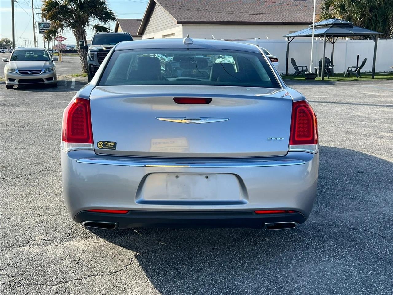 Chrysler 300 Limited RWD 2015