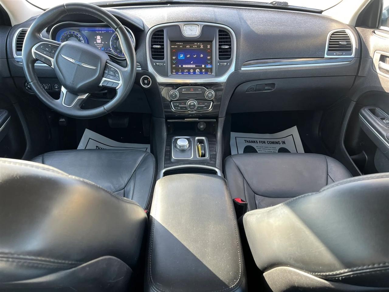 Chrysler 300 Limited RWD 2015