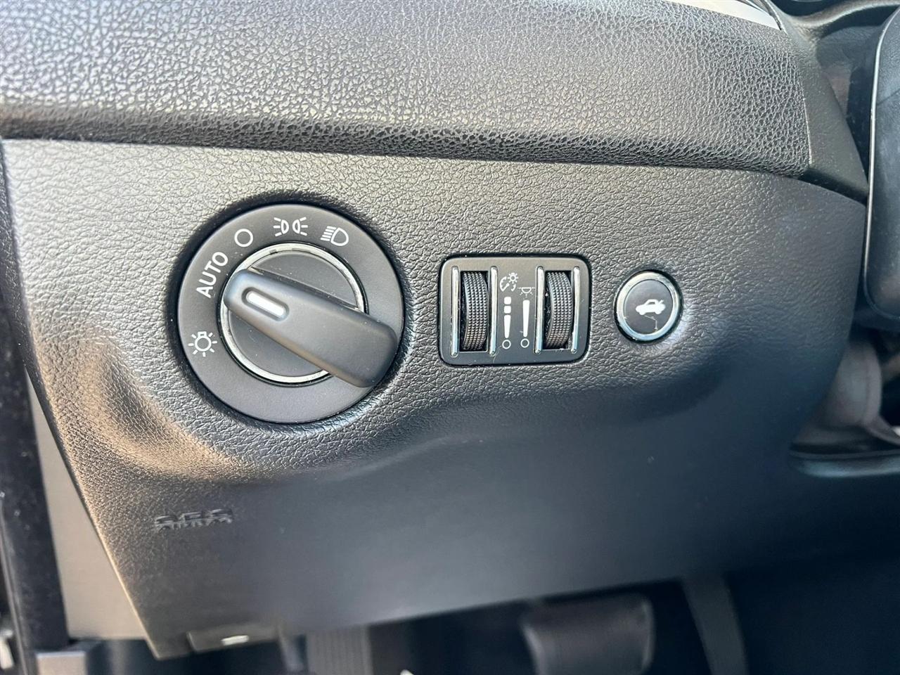 Chrysler 300 Limited RWD 2015