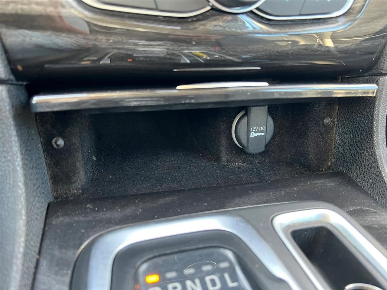 Chrysler 300 Limited RWD 2015