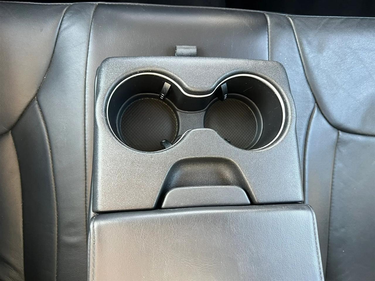 Chrysler 300 Limited RWD 2015