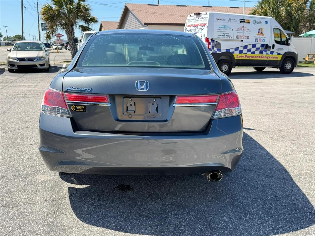 Honda Accord LX-P Sedan AT 2011