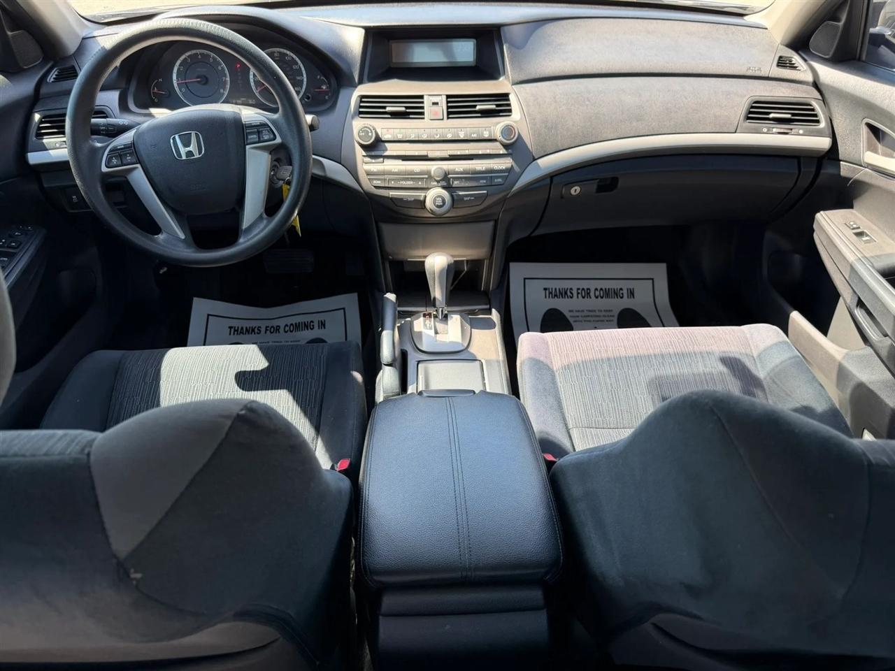 Honda Accord LX-P Sedan AT 2011