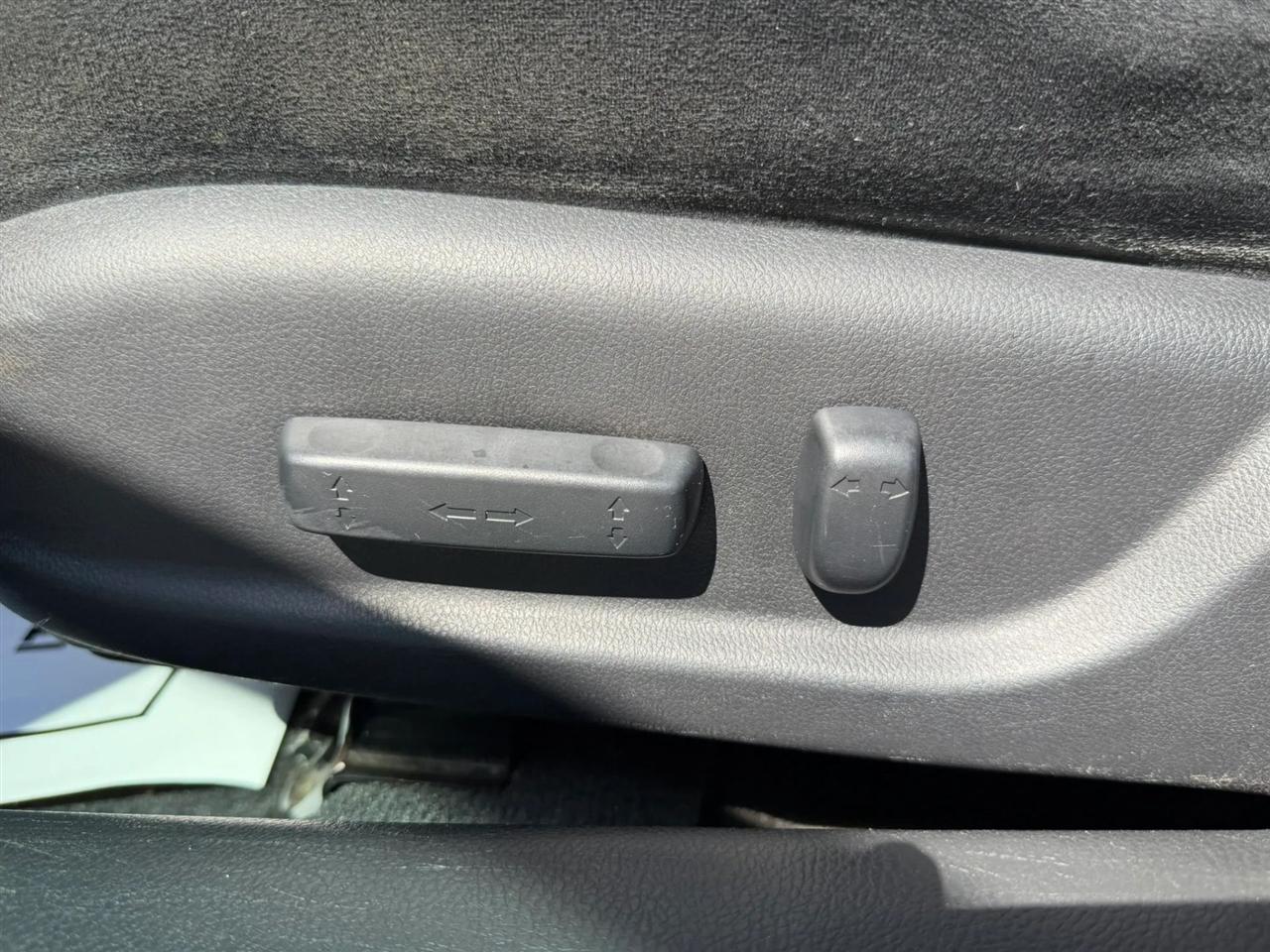 Honda Accord LX-P Sedan AT 2011