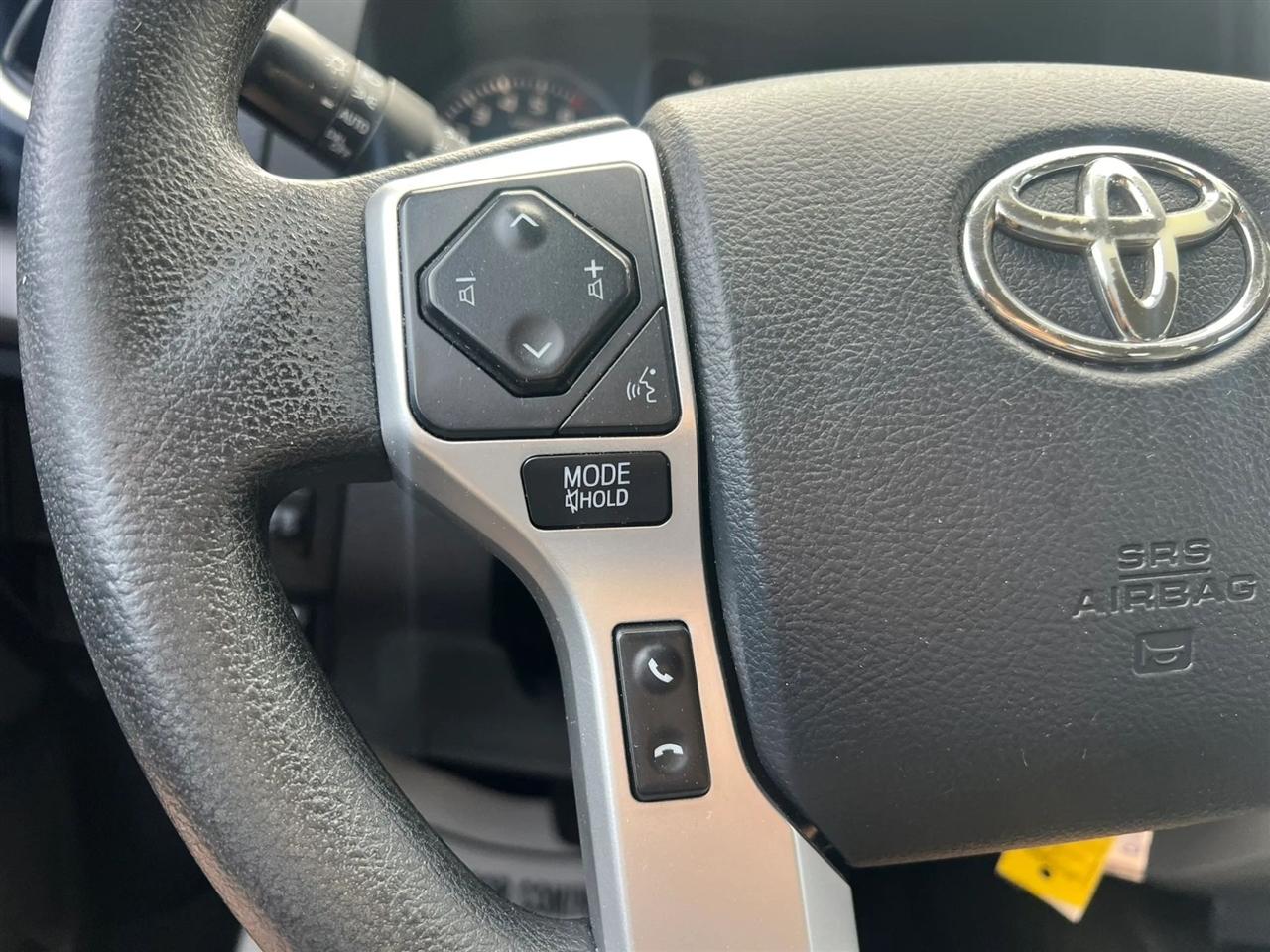 Toyota Tundra SR5 5.7L V8 CrewMax 4WD 2018