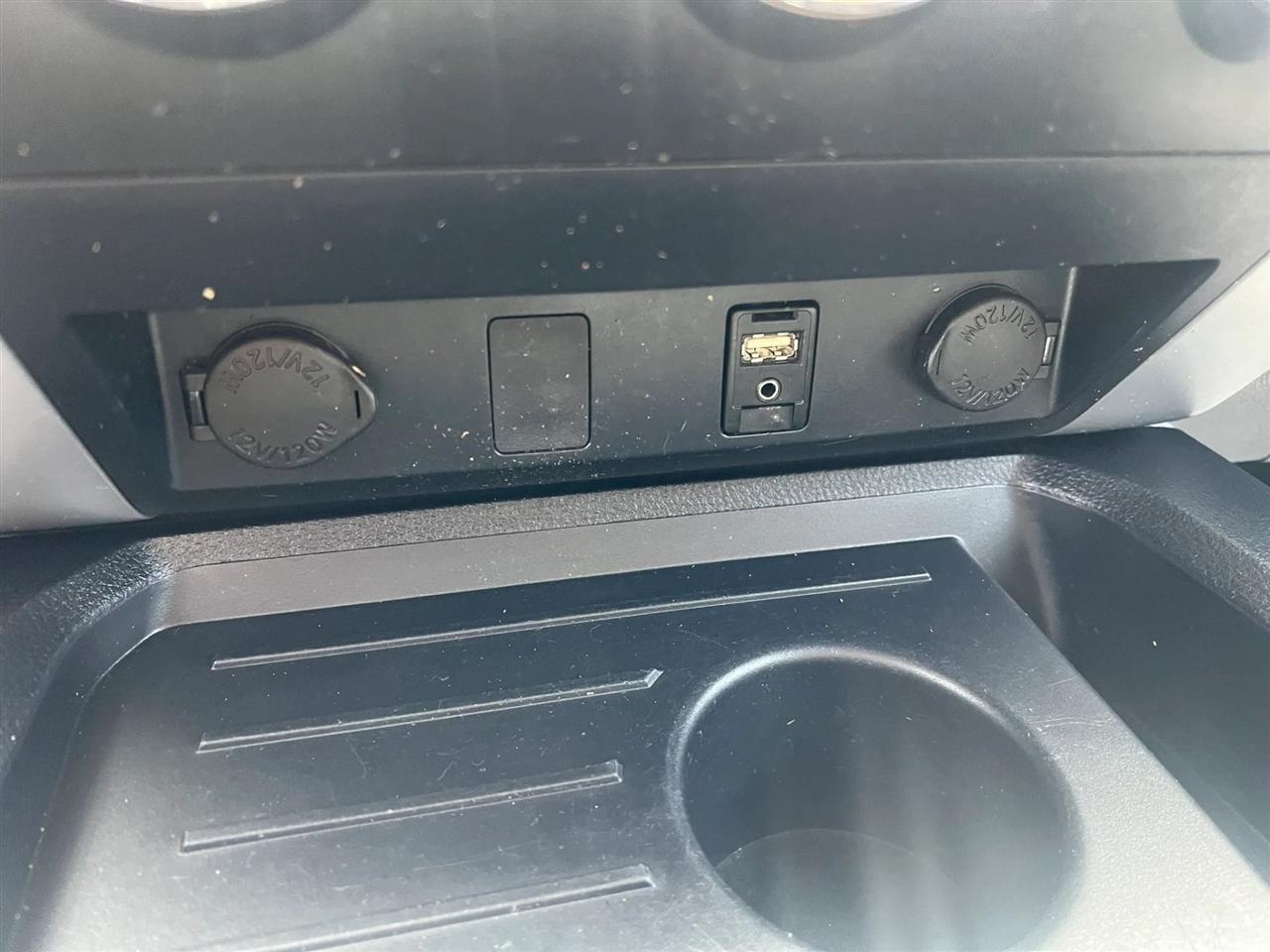 Toyota Tundra SR5 5.7L V8 CrewMax 4WD 2018