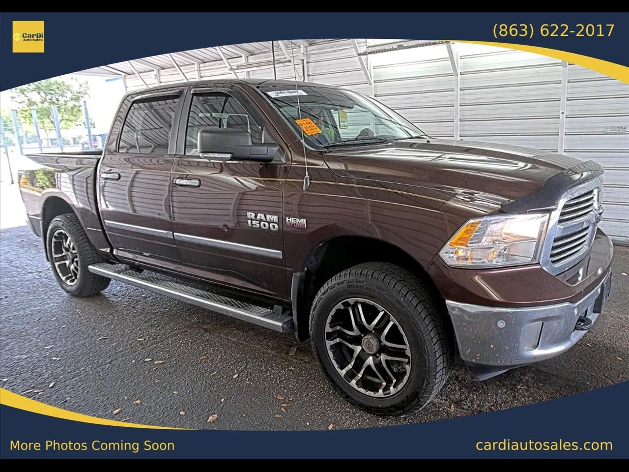 2015 RAM 1500 SLT Crew Cab SWB 4WD