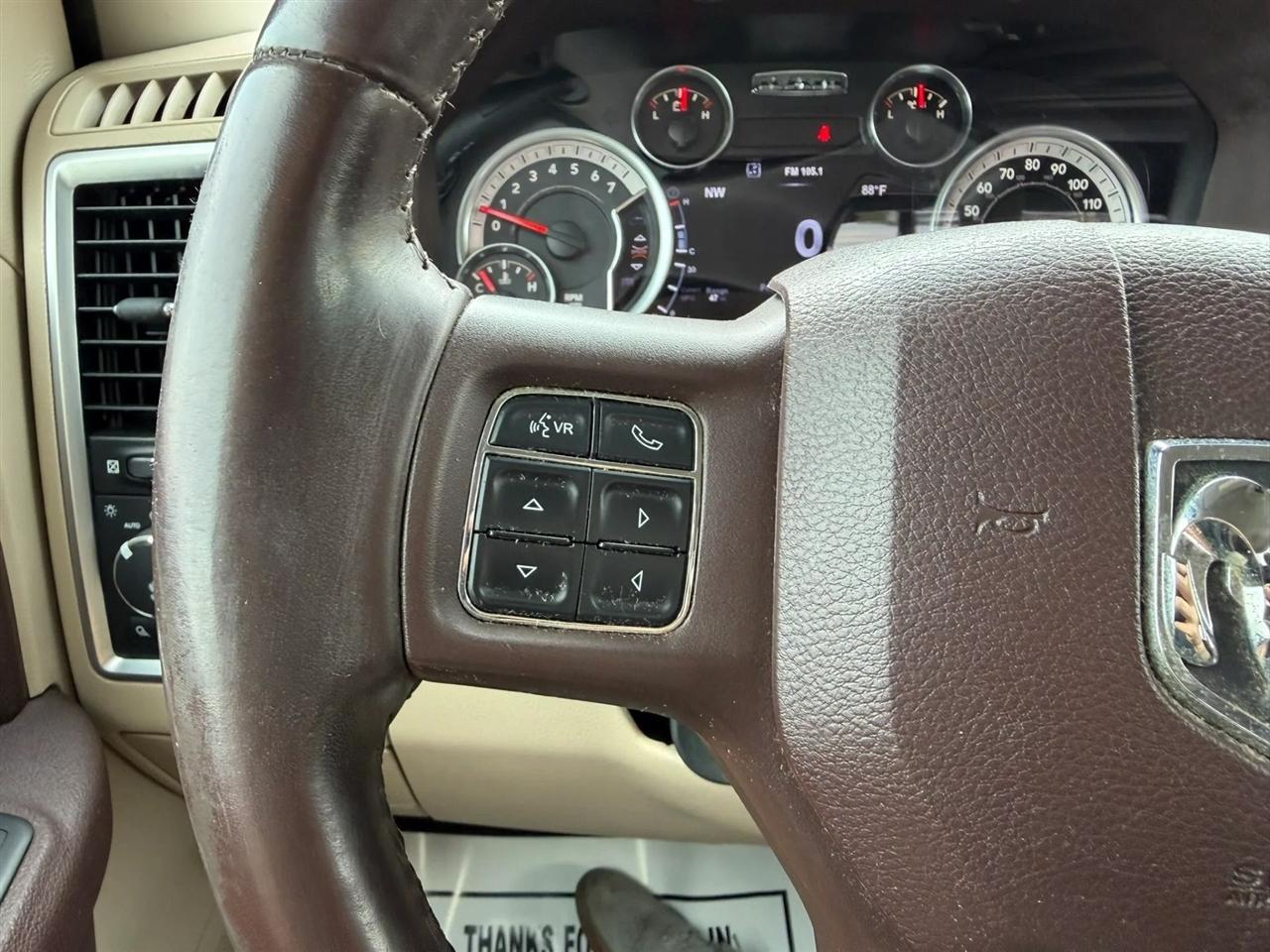 RAM 1500 SLT Crew Cab SWB 4WD 2015