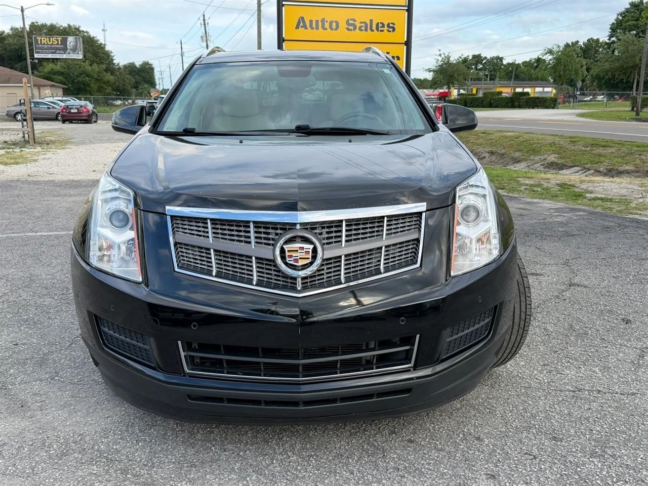 Cadillac SRX Luxury Collection 2011