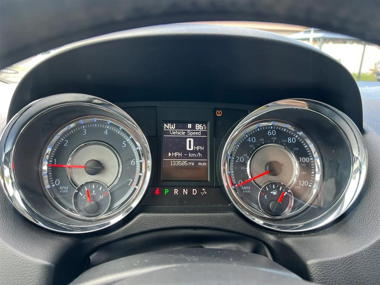 Chrysler Town & Country Touring-L 2013