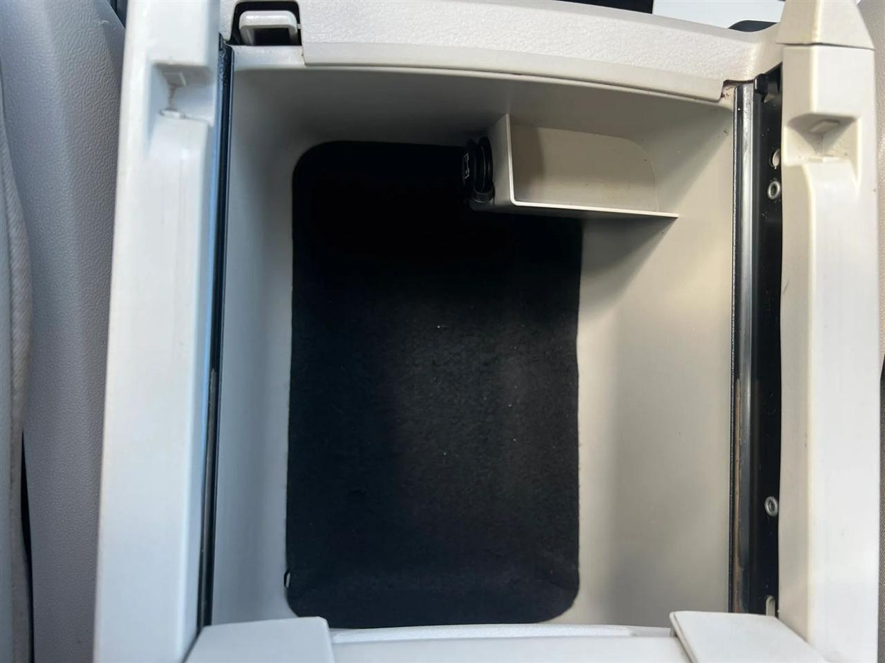 Chrysler Town & Country Touring-L 2013