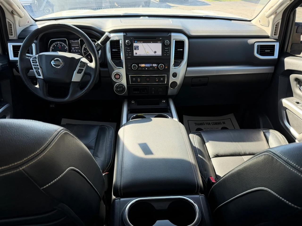 Nissan Titan PRO-4X Crew Cab 4WD 2018