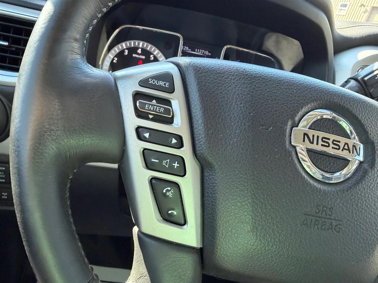 Nissan Titan PRO-4X Crew Cab 4WD 2018