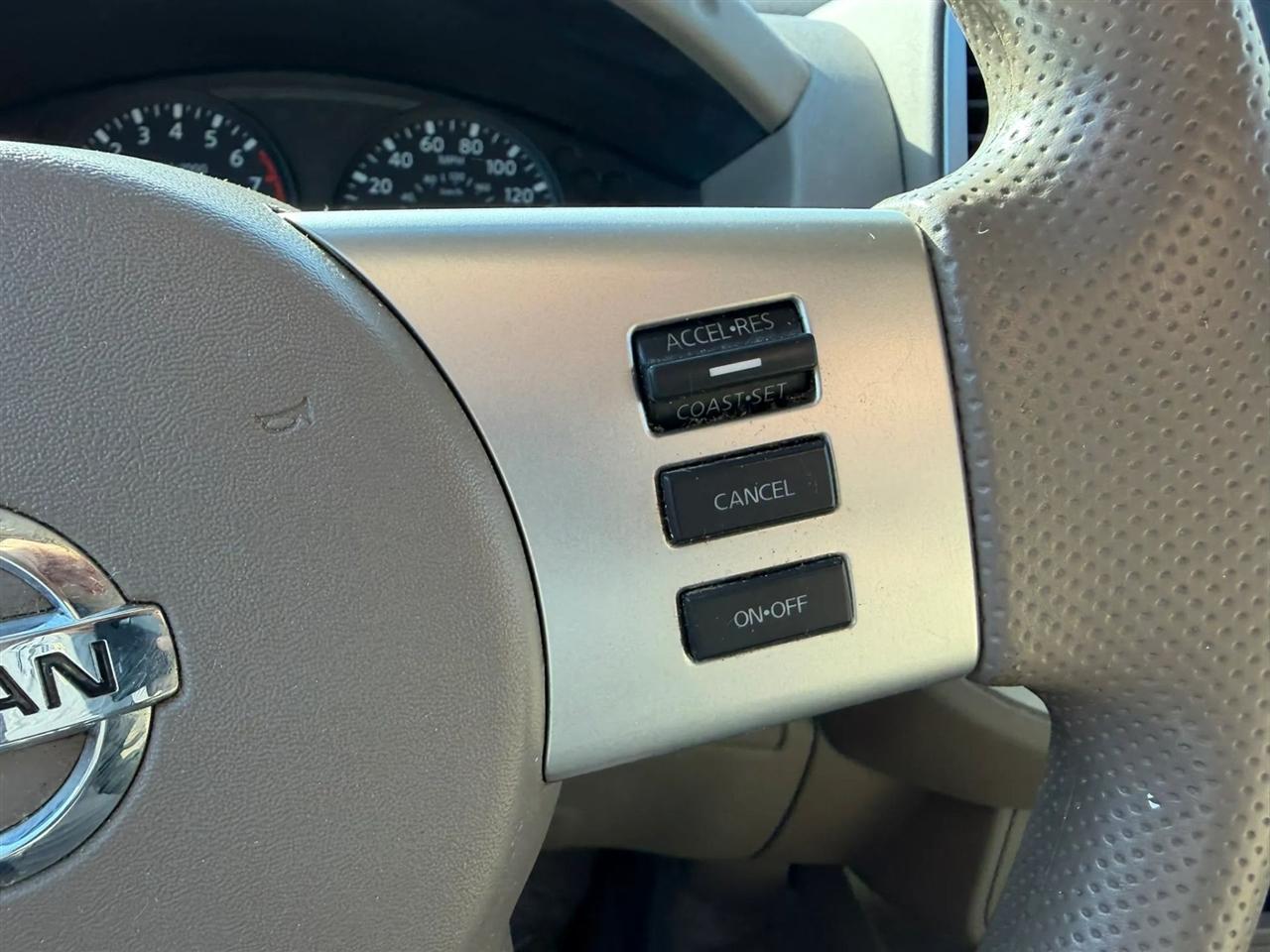 Nissan Frontier SV V6 King Cab 2WD 2015