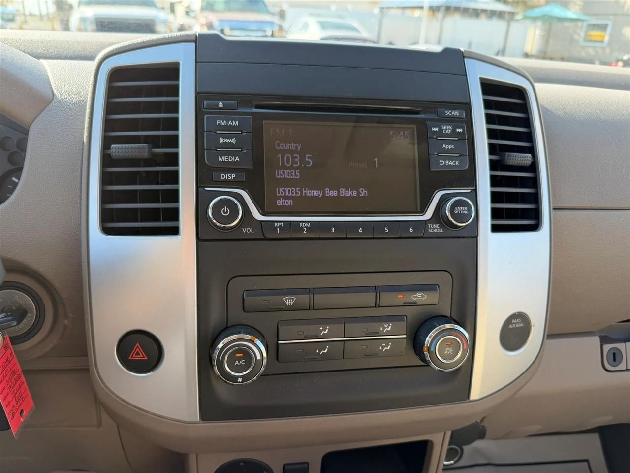 Nissan Frontier SV V6 King Cab 2WD 2015