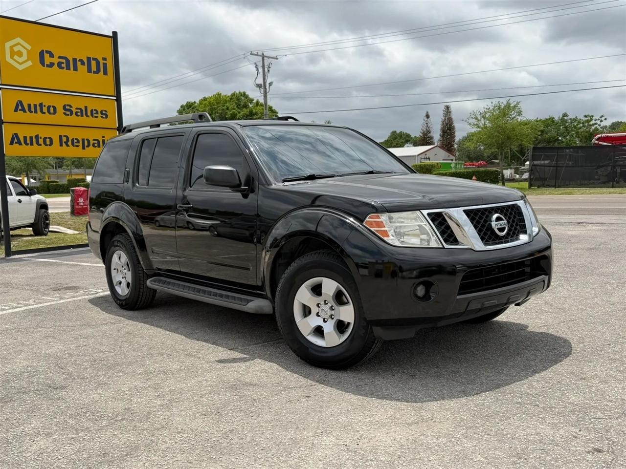Nissan Pathfinder S 2WD 2012