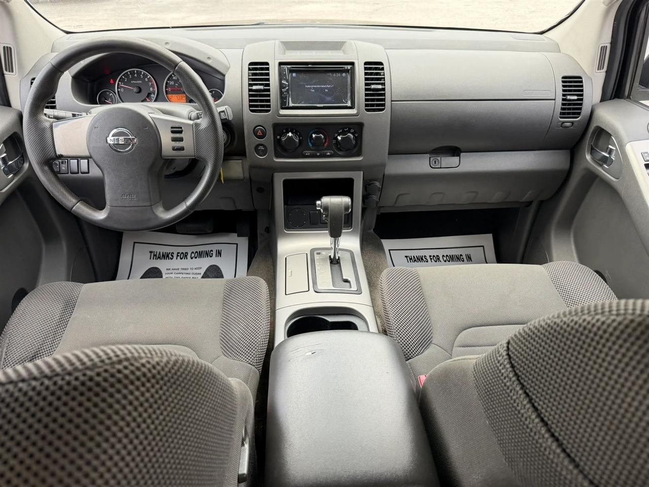 Nissan Pathfinder S 2WD 2012