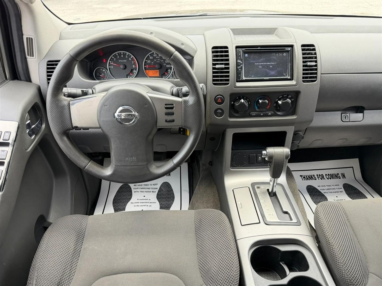 Nissan Pathfinder S 2WD 2012