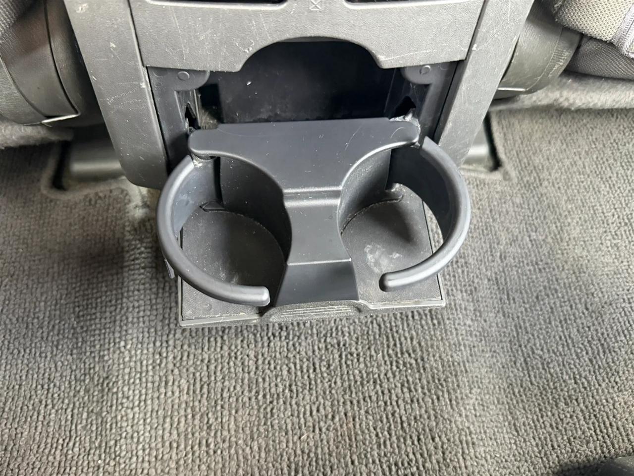 Nissan Pathfinder S 2WD 2012