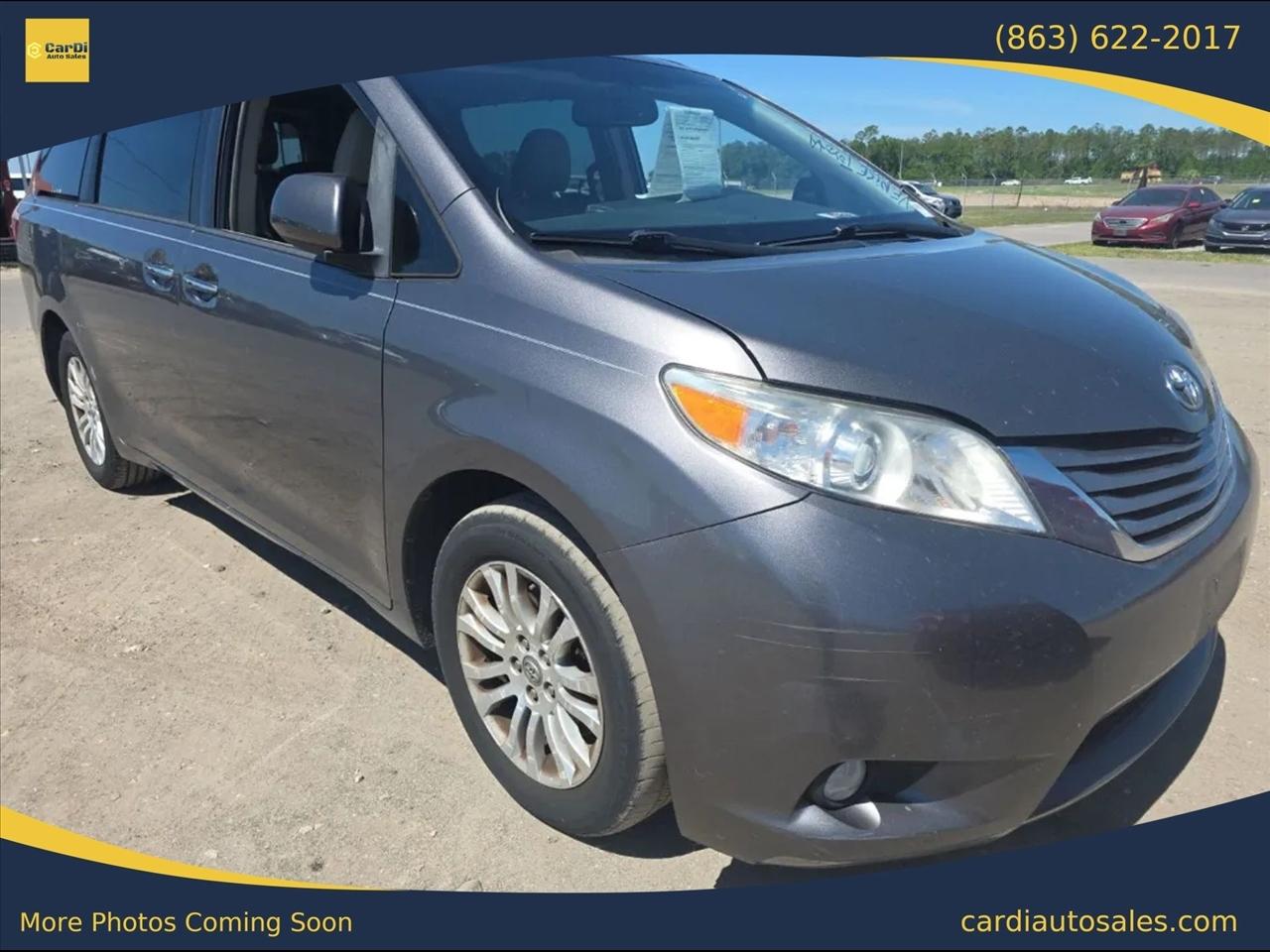 Toyota Sienna Limited Premium 7-Passenger 2017