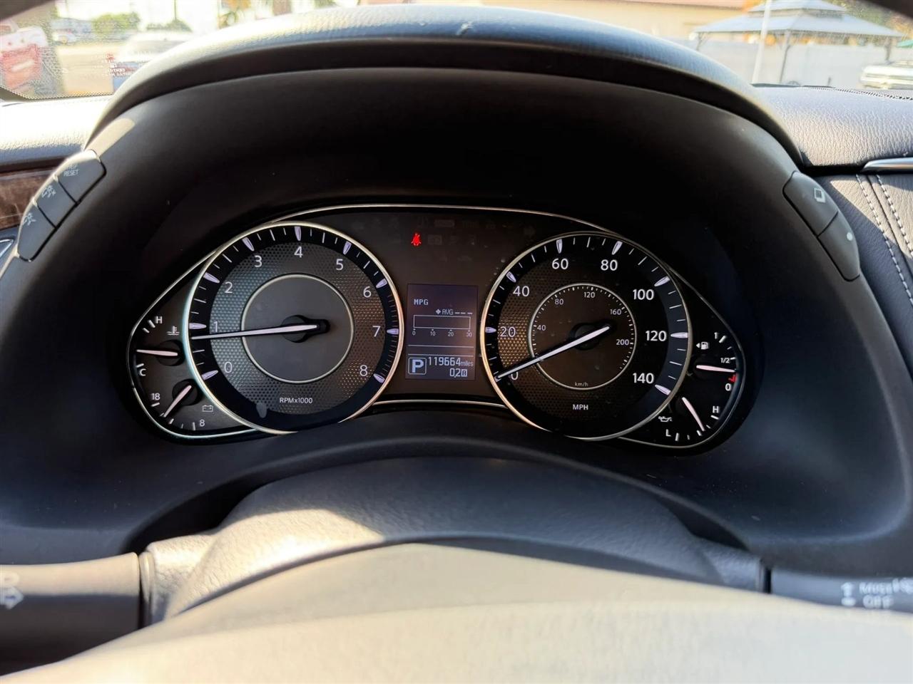Nissan Armada SV 2WD 2017