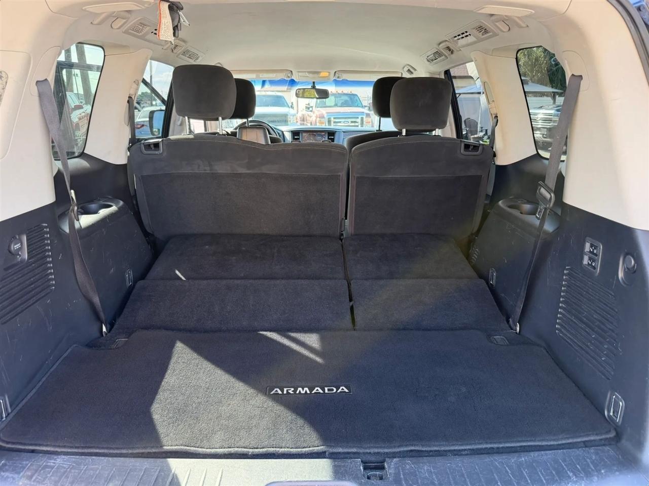 Nissan Armada SV 2WD 2017