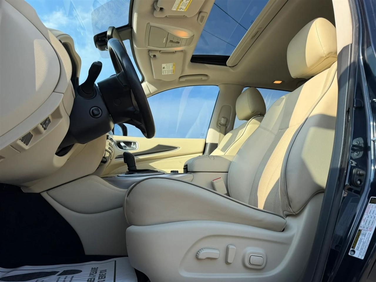 Infiniti QX60 Base FWD 2017