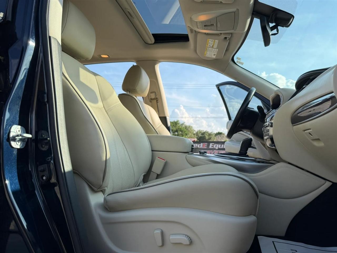 Infiniti QX60 Base FWD 2017