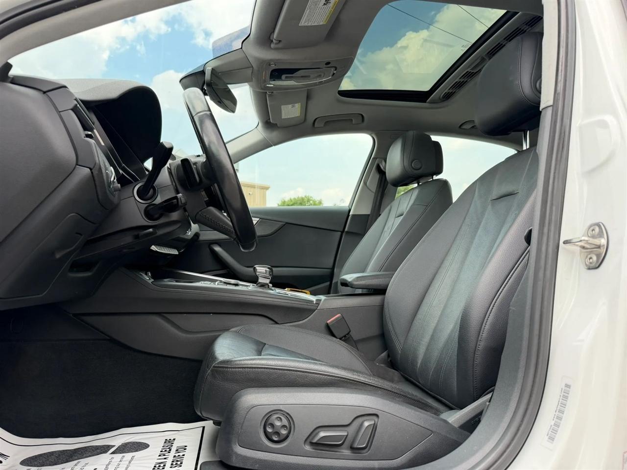 Audi A4 2.0T Premium Sedan 2017