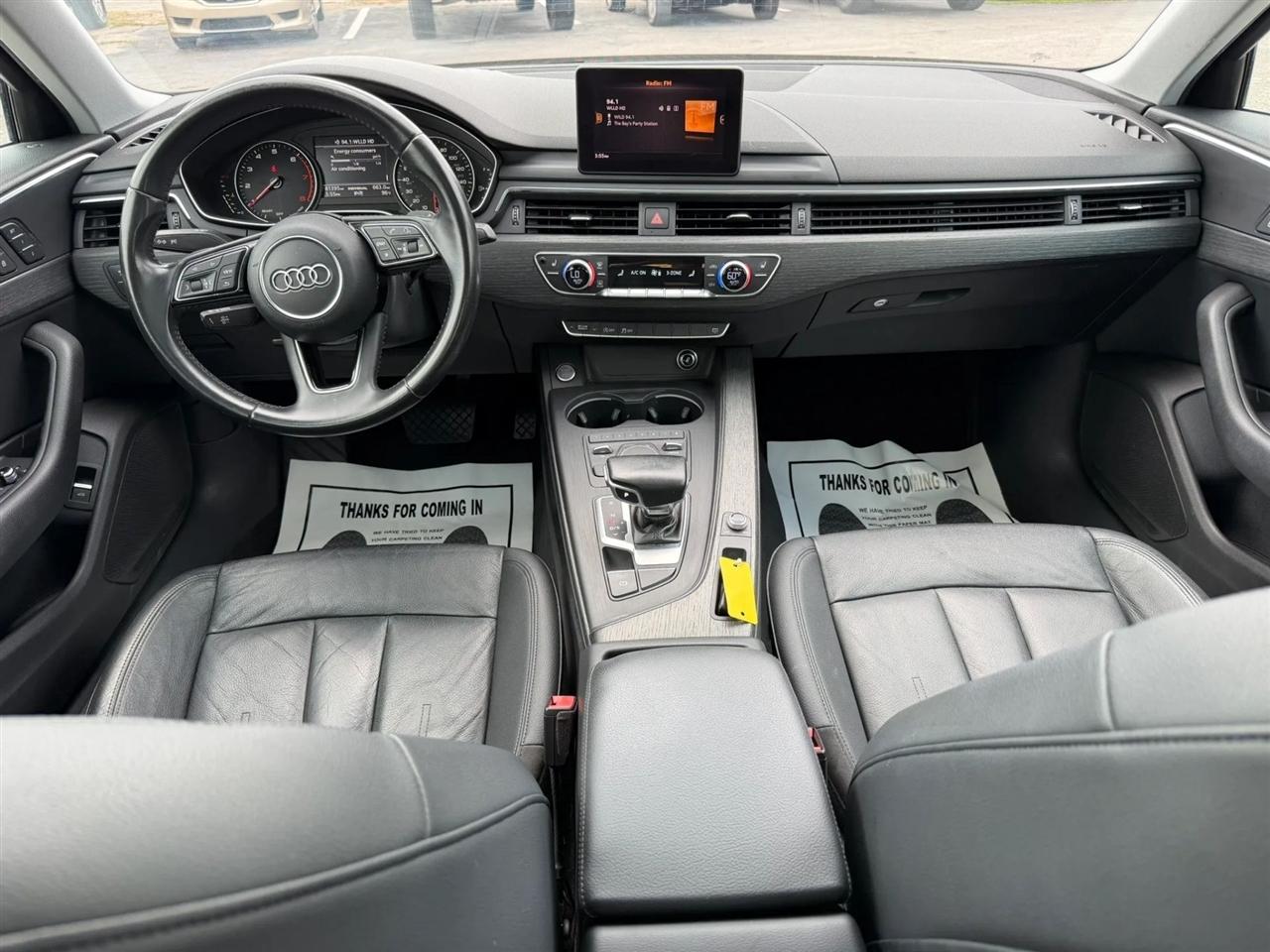 Audi A4 2.0T Premium Sedan 2017