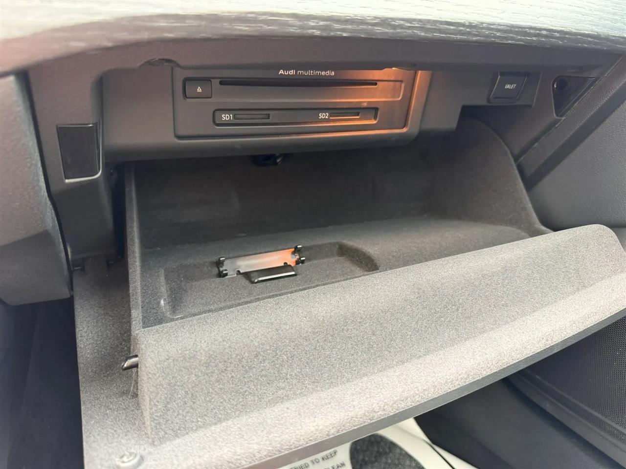 Audi A4 2.0T Premium Sedan 2017