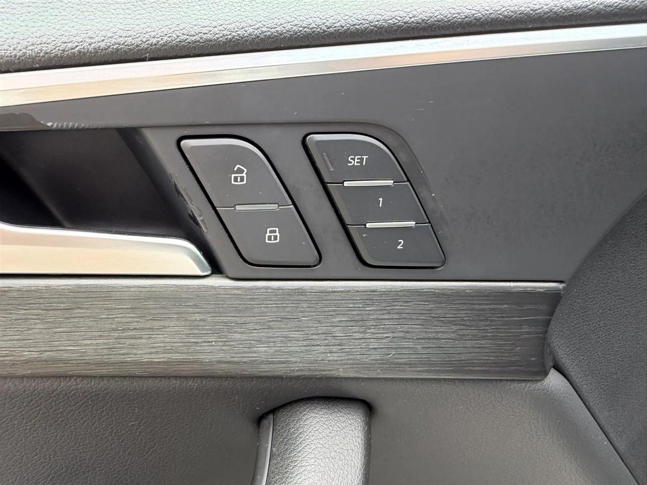 Audi A4 2.0T Premium Sedan 2017
